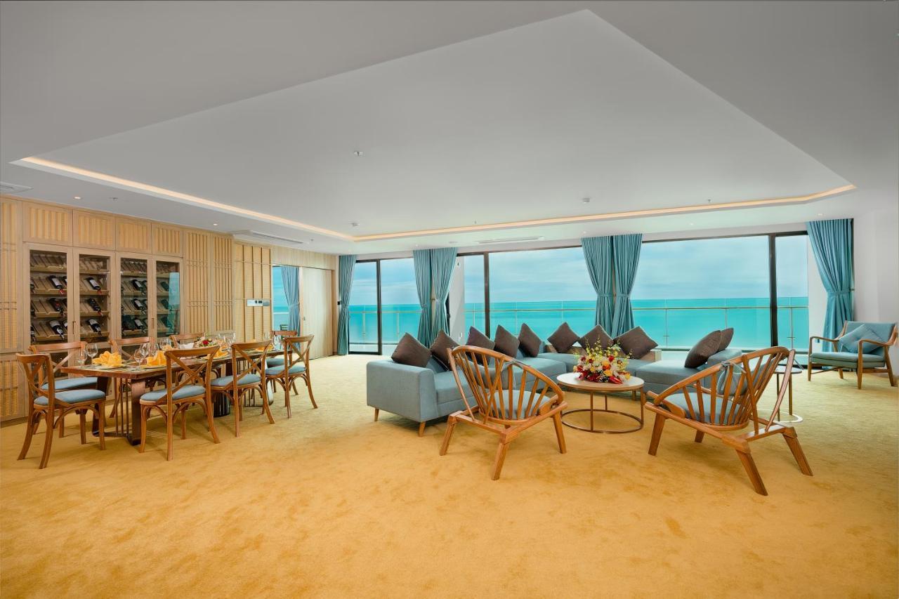 Sala Grand Tuyhoa Hotel Tuy Hòa Zewnętrze zdjęcie
