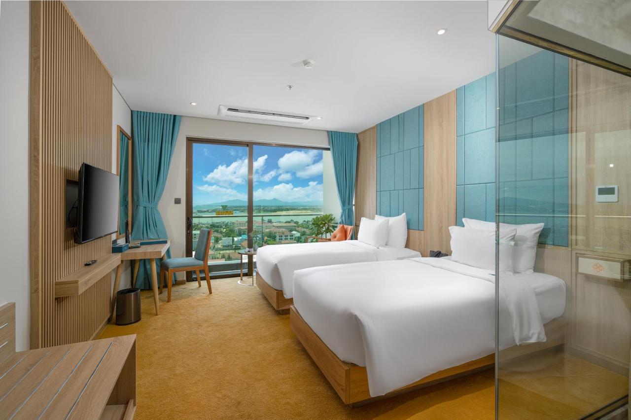 Sala Grand Tuyhoa Hotel Tuy Hòa Zewnętrze zdjęcie